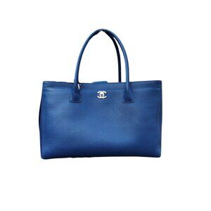 CHANEL Executive Cerf Tote Navy Blue